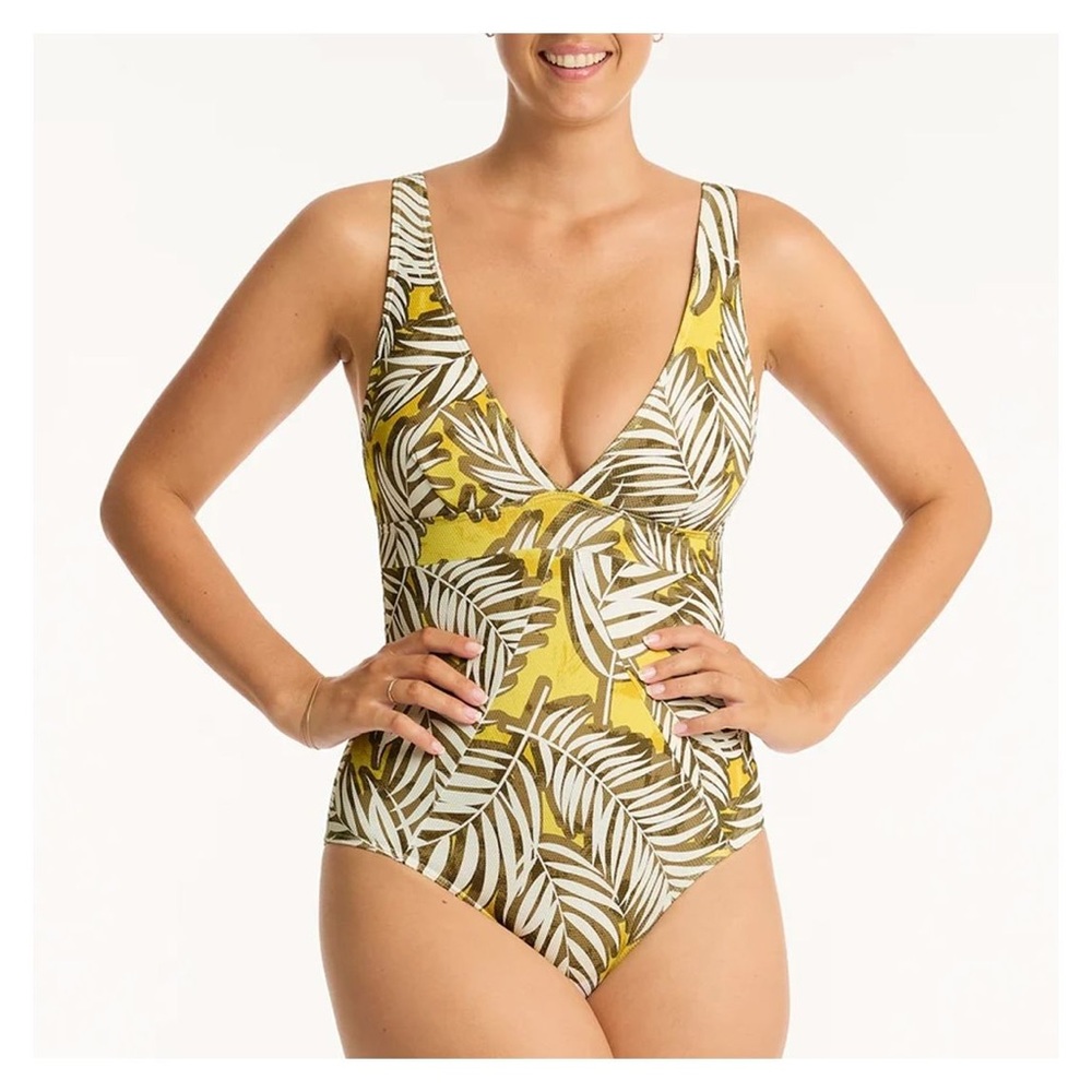 SEA LEVEL Green Palmhouse Panel Line Swimsuit‎
